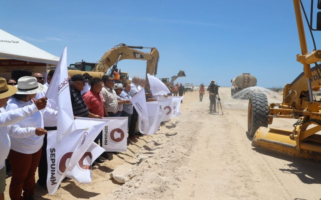Inicia pavimentación de la carretera Bahía Asunción-Punta Prieta con inversión de más de 140 mdp